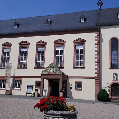 Wuerzgarte By Interhome * Ürzig